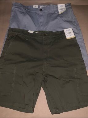 2 Men’s Levi Strauss Signature Cargo Shorts 40 Gray Grey Dark Green New